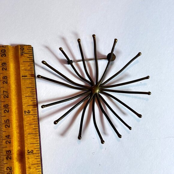 Vtg Brass Starburst Brooch Pin Mid Century MCM 2.75" Brutalist Handmade - Picture 2 of 4